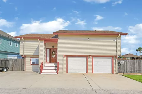 772 Marlin St, Hitchcock, TX 77563