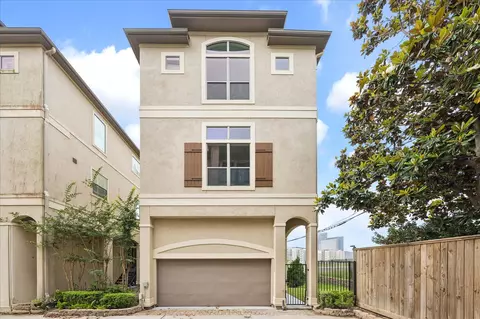 6832 Staffordshire Blvd, Houston, TX 77030