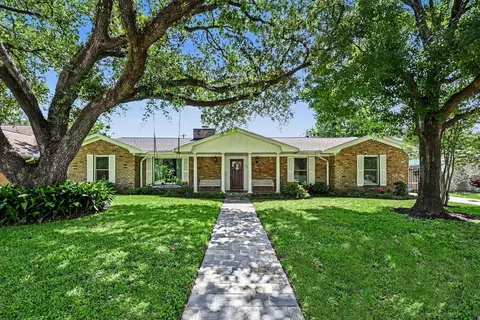 3311 Longfield Cir, Houston, TX 77063