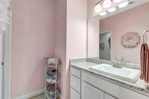 Bath - 27614 Long Cliff Ln, Spring, TX 77386 photo 8 of 9
