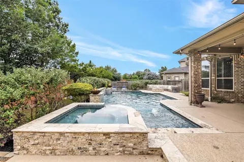 Exterior - 27614 Long Cliff Ln, Spring, TX 77386 photo 7 of 12