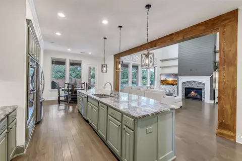 Kitchen - 27614 Long Cliff Ln, Spring, TX 77386 photo 5 of 6