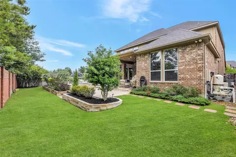 Exterior - 27614 Long Cliff Ln, Spring, TX 77386 photo 9 of 12