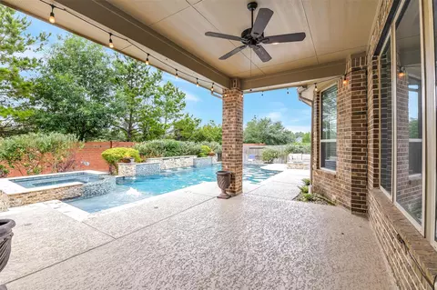 Exterior - 27614 Long Cliff Ln, Spring, TX 77386 photo 6 of 12