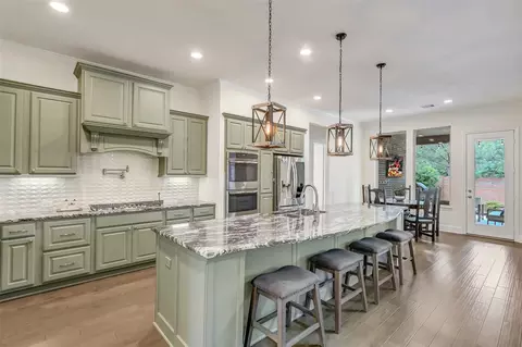 Kitchen - 27614 Long Cliff Ln, Spring, TX 77386 photo 4 of 6