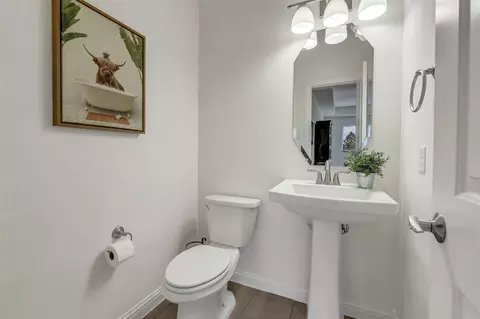 Bath - 27614 Long Cliff Ln, Spring, TX 77386 photo 7 of 9