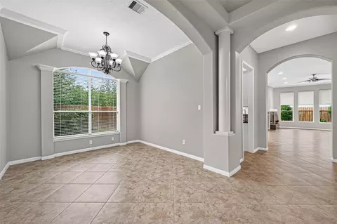 1103 Parkhaven Ln, Houston, TX 77077