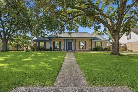 1909 Rampart St, League City, TX 77573
