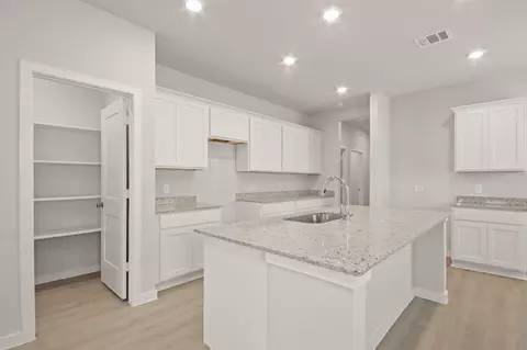 Kitchen - 17214 King Eider Rd, Waller, TX 77484 photo 1 of 1