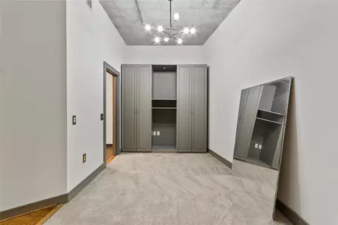 1616 Fountain View Dr #209, Houston, TX 77057