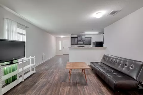 1436 Breanna Ln, Kyle, TX 78640