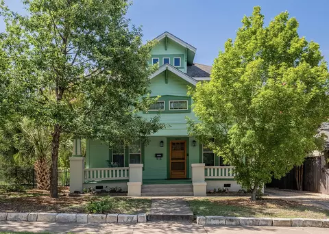 903 E 14th St, Austin, TX 78702