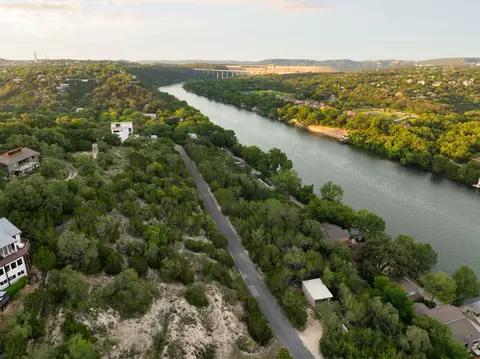 2300 Big Horn Dr, Austin, TX 78734