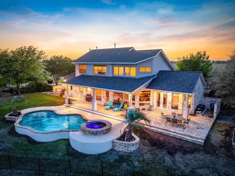 12407 Aquaplex Dr, Buda, TX 78610