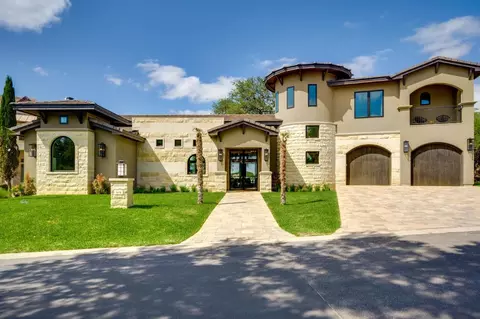 901 Sun Ray, Horseshoe Bay, TX 78657