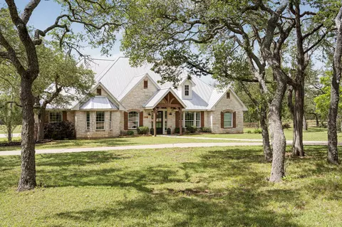 103 Horseshoe Dr, Dripping Springs, TX 78620