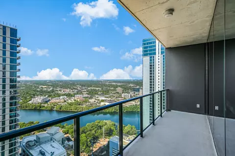 610 Davis St #3801, Austin, TX 78701