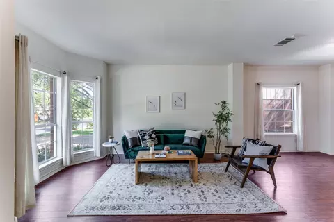 6605 Oasis Dr, Austin, TX 78749