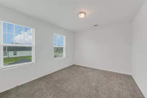 Bedroom - 133 Everglades Dr, Kyle, TX 78640 photo 4 of 5