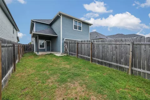 Exterior - 133 Everglades Dr, Kyle, TX 78640 photo 2 of 2
