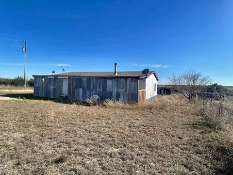 342 Misty, Bertram, TX 78605 photo 2