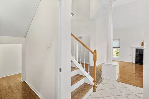 Entry Way - 309 Riverview Dr, Georgetown, TX 78628 photo 2 of 2