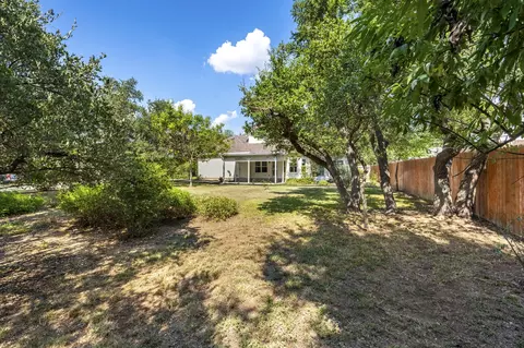 Exterior - 309 Riverview Dr, Georgetown, TX 78628 photo 2 of 3