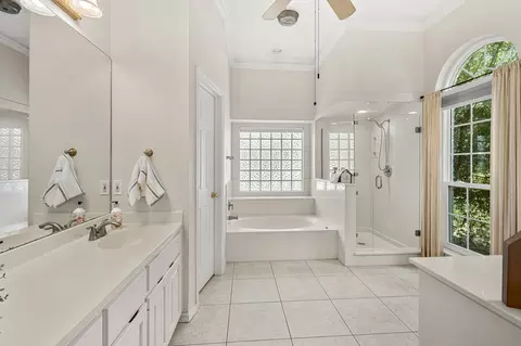 Bath - 309 Riverview Dr, Georgetown, TX 78628 photo 1 of 6
