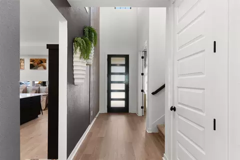 Entry Way - 208 Ridgewell Loop, Georgetown, TX 78633 photo 1 of 10