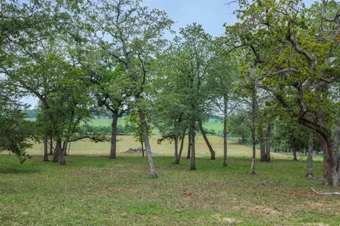 640 County Road 475 Rd, Luling, TX 78648 photo 2