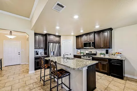 Kitchen - 560 Saddle Ridge Dr, Bertram, TX 78605 photo 1 of 2