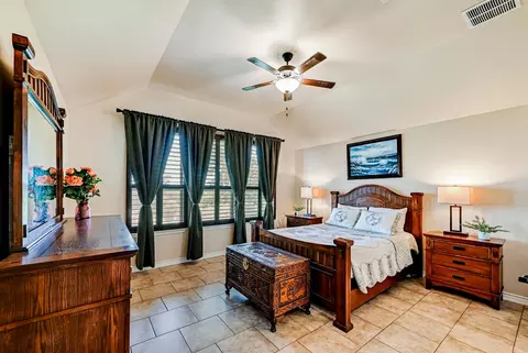 Bedroom - 560 Saddle Ridge Dr, Bertram, TX 78605 photo 1 of 3