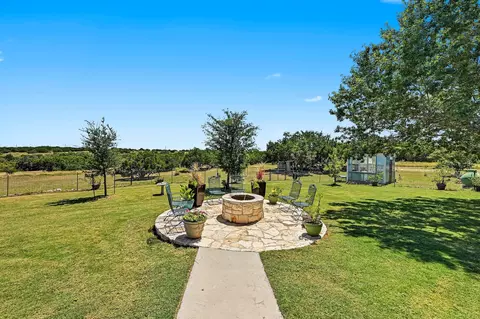 Exterior - 560 Saddle Ridge Dr, Bertram, TX 78605 photo 5 of 6