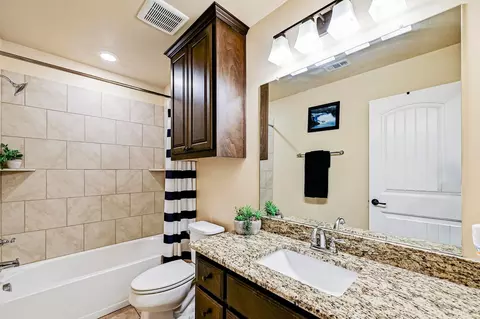 Bath - 560 Saddle Ridge Dr, Bertram, TX 78605 photo 2 of 2