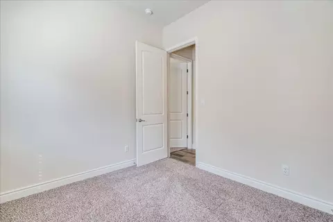 Bedroom - 124 Compass Ln, Kyle, TX 78640 photo 6 of 9