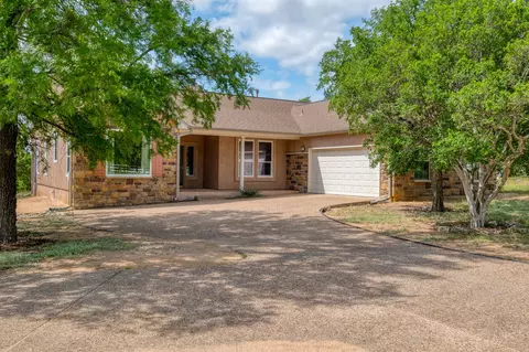425 Crestwood Dr, Killeen, TX 76549