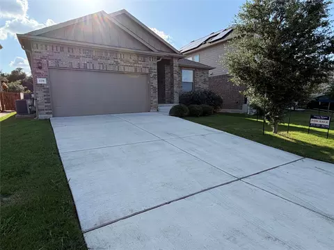 228 Castlefields St, Hutto, TX 78634