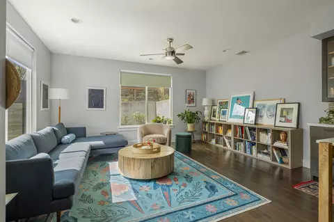 2812 Oak Springs Dr #2, Austin, TX 78702
