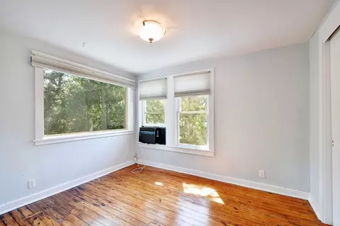 Bedroom - 717 S Laurel Ave, Luling, TX 78648 photo 4 of 5