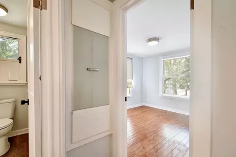 Entry Way - 717 S Laurel Ave, Luling, TX 78648 photo 3 of 3