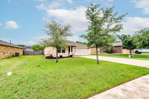 Exterior - 1061 Violet Ln, Kyle, TX 78640 photo 6 of 12