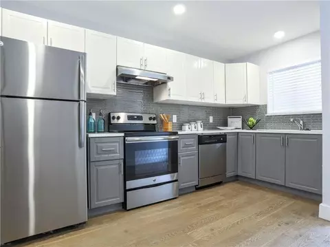 909 Reinli St #217, Austin, TX 78751