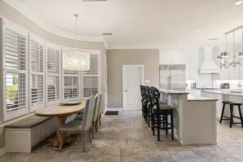 Kitchen - 7609 Sandia Loop, Austin, TX 78735 photo 5 of 6