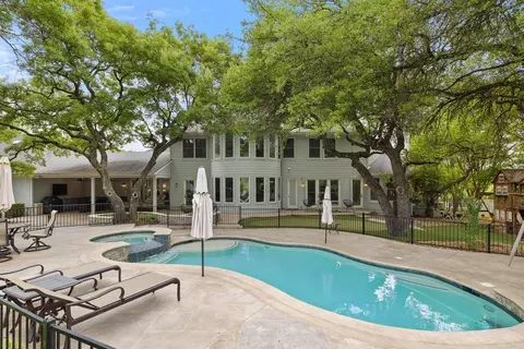 Exterior - 7609 Sandia Loop, Austin, TX 78735 photo 4 of 9