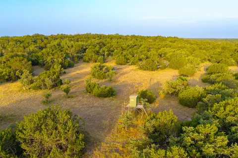572 Turner Rd, Junction, TX 76859 photo 2