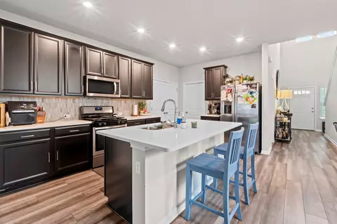 520 Longmount Cv, Liberty Hill, TX 78642