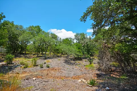 16 W El Camino Real Dr, Wimberley, TX 78676