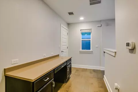 Entry Way - 2001 Tramson Dr, Austin, TX 78741 photo 2 of 2