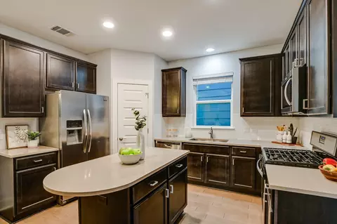 Kitchen - 2001 Tramson Dr, Austin, TX 78741 photo 1 of 2