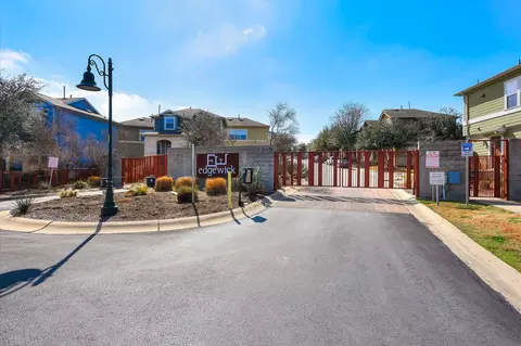 Exterior - 2001 Tramson Dr, Austin, TX 78741 photo 4 of 9